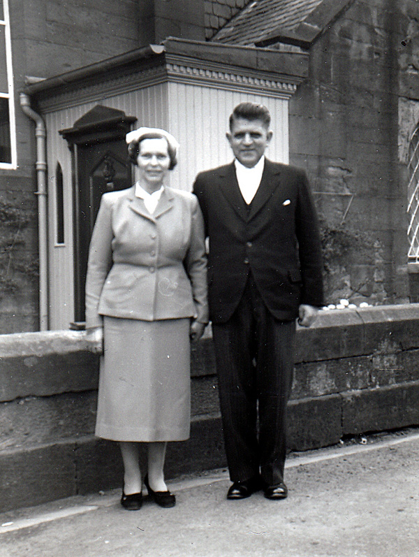Alf and Nan.  Alf in Elder's suit